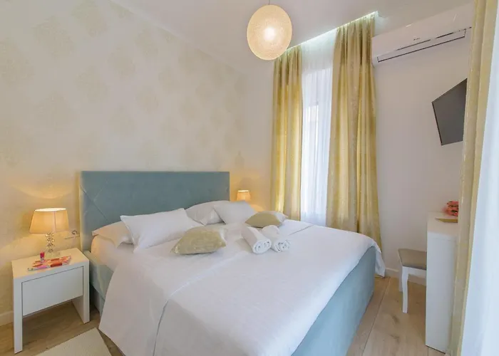 Arcus With Beautiful Terrace * Split