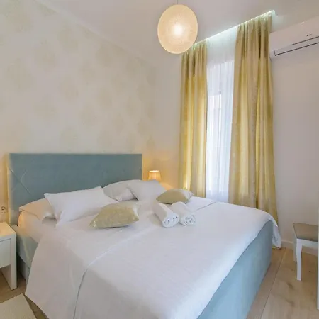 Arcus With Beautiful Terrace * Split